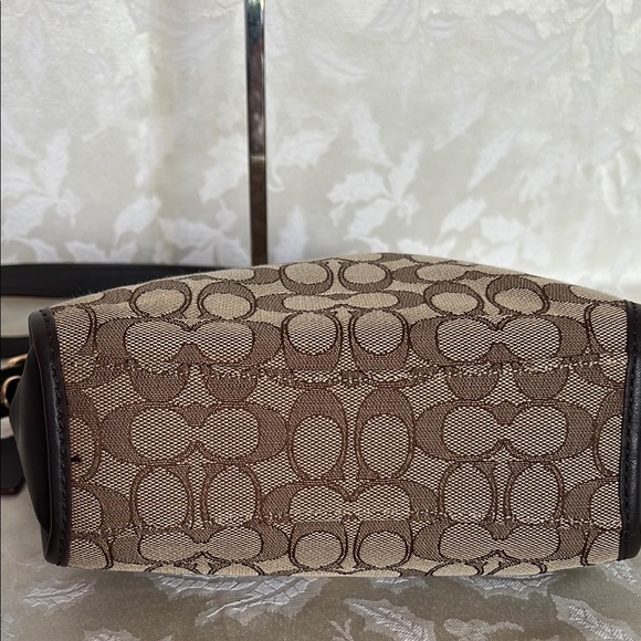 COACH SMALL DUFFEL IN SIGNATURE JACQUARD w/ MATCHING WALLET - Picture 9 of 15